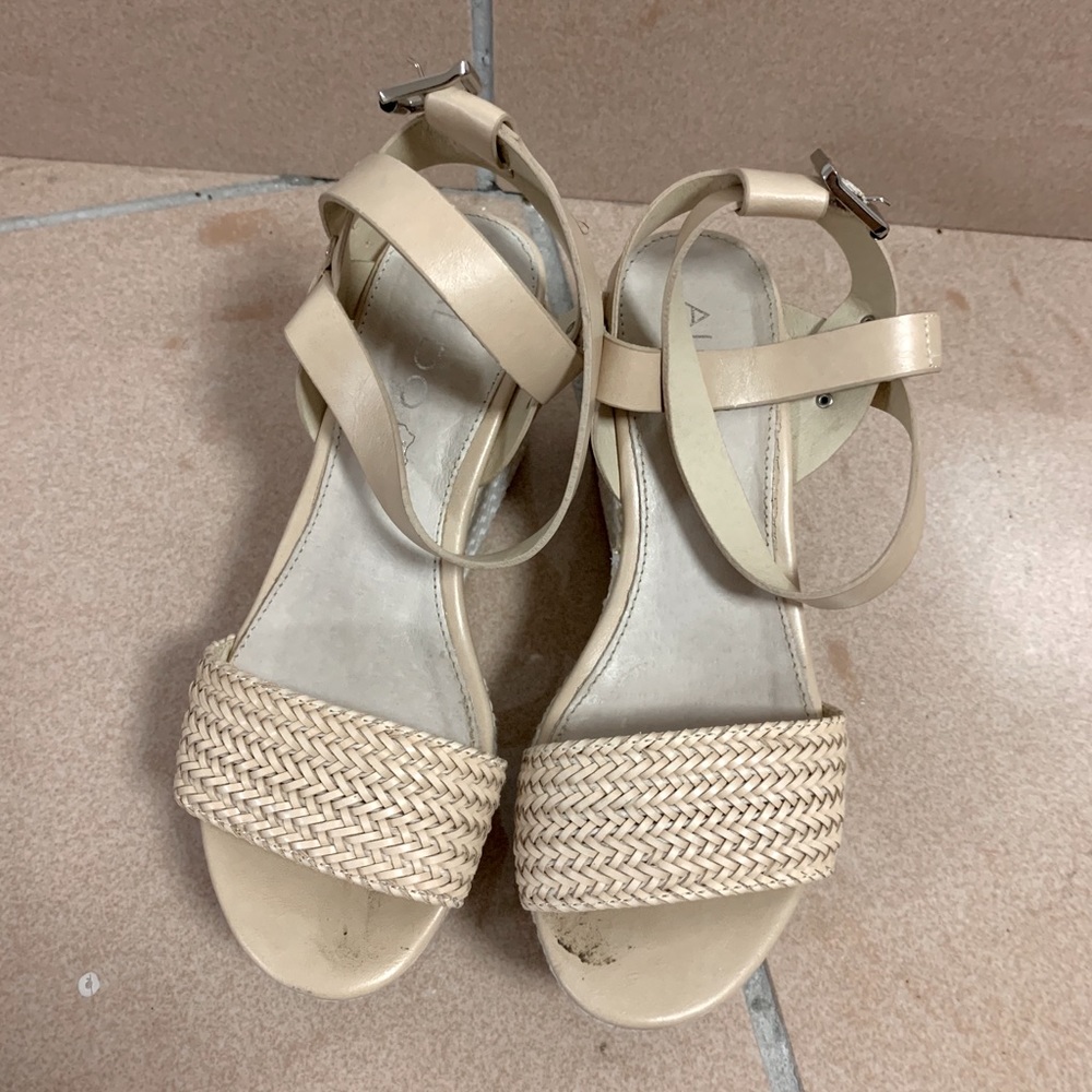 Aldo Sandals